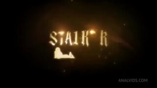 2 Girls 1 Guy Madness MILF’s Texas Patti & Vitoria Von Teese hardcore anal threesome [PART 1]