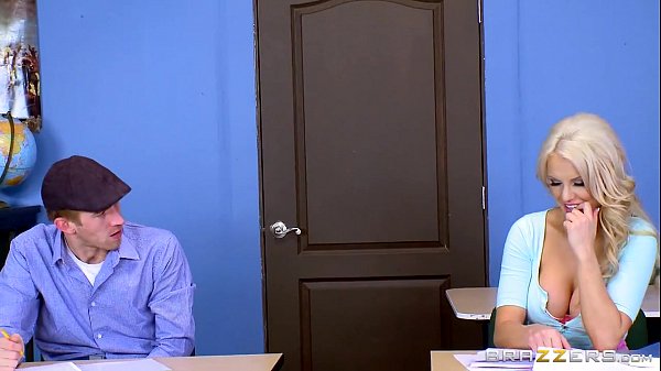 Brazzers – Kenzie Taylor – Big Tits At School