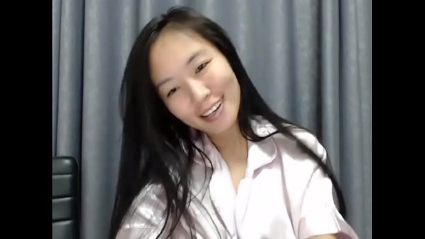 Asian Tabby 30 years old very huge nipples zoom and pussy zoom from Laos