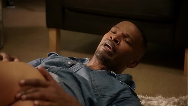 Elizabeth Ruiz – White Famous