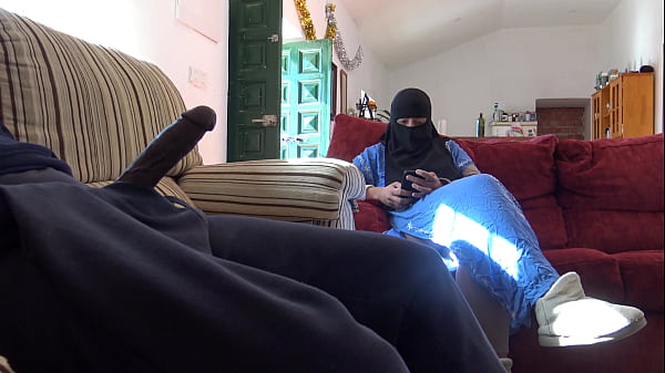 A Turkish woman is NOT SCARED when her husbands friend shows his big black cock